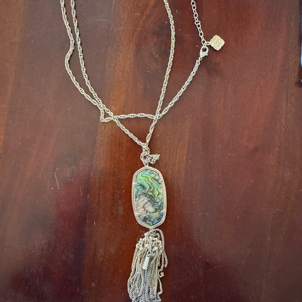 Elegant Silver and Green Pendant Necklace